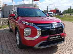MITSUBISHI Outlander 2.5 CVT Intense