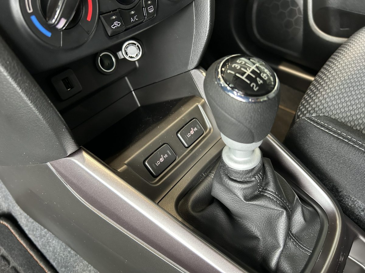 Suzuki Vitara 1.4T 2WD M/T GL