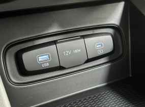 HYUNDAI Venue QX 1.6 Elegance AT B-pack