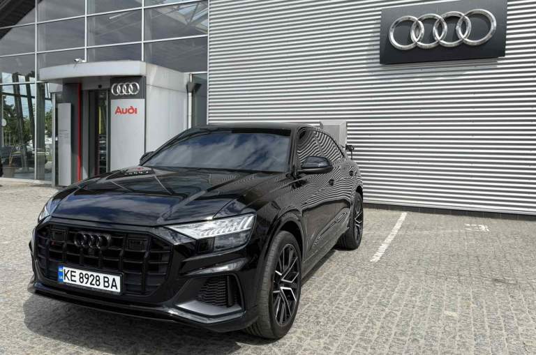 Audi SQ8