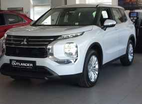 MITSUBISHI Outlander 2.5 CVT Business