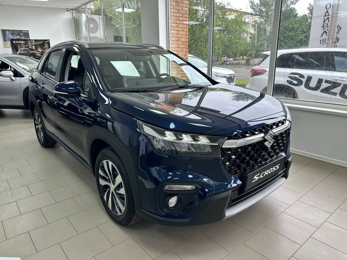 SUZUKI S-Cross 1.4L 2WD GLX AT