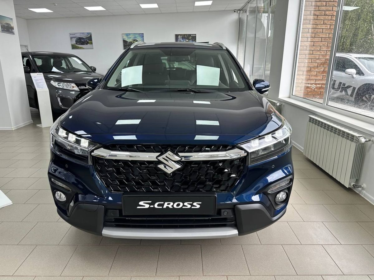 SUZUKI S-Cross 1.4L 2WD GLX AT