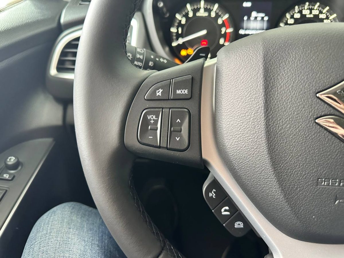SUZUKI S-Cross 1.4L 2WD GLX AT