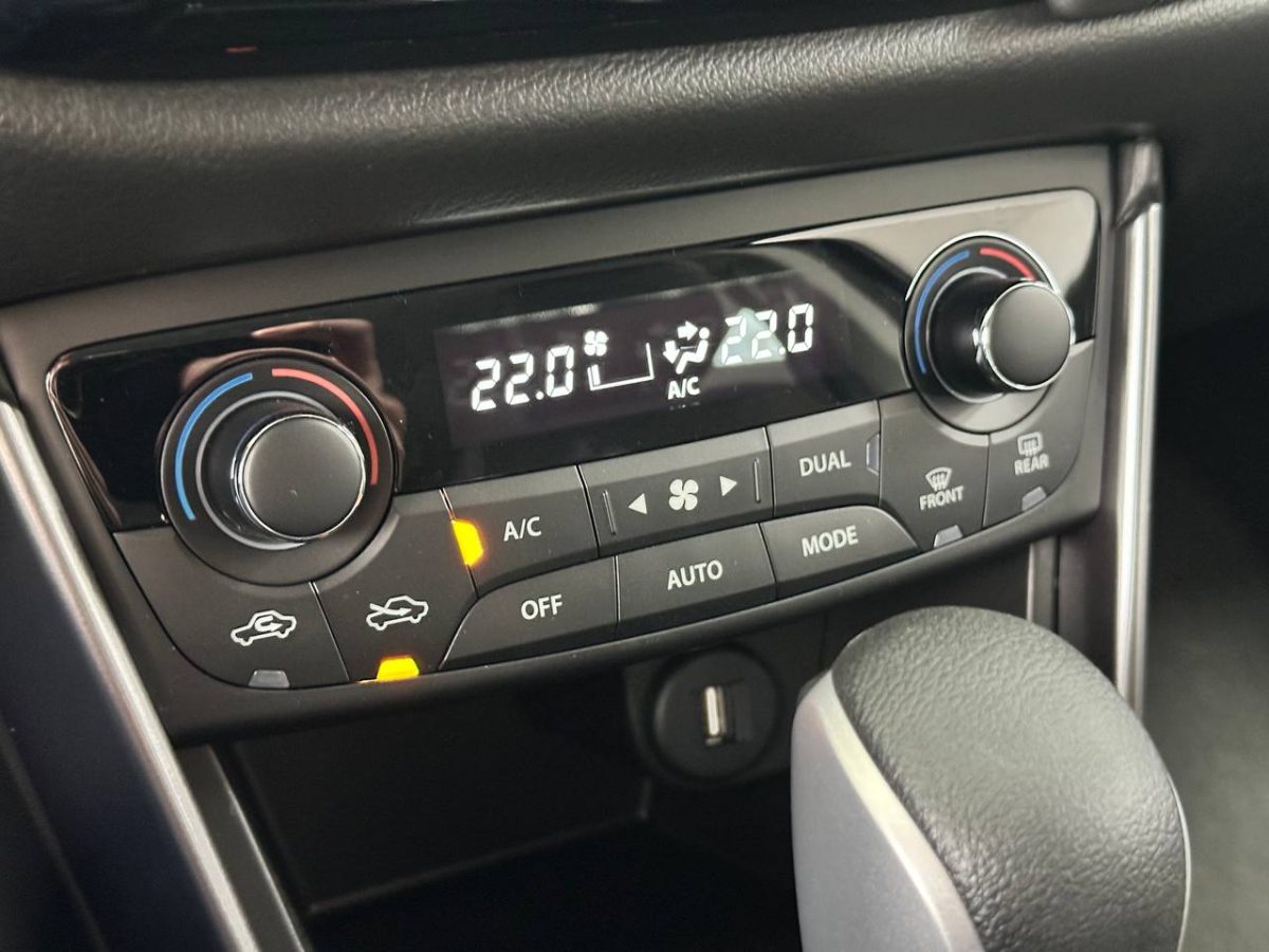 SUZUKI S-Cross 1.4L 2WD GLX AT