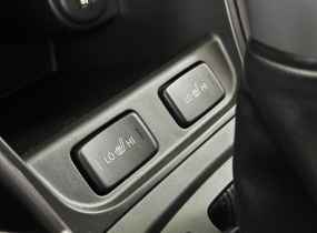SUZUKI S-Cross 1.4L 2WD GLX AT