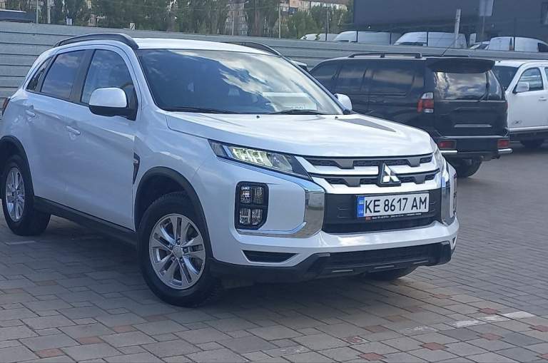 MITSUBISHI ASX 1.6 MT Invite