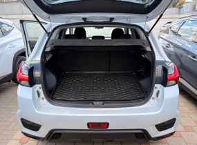 MITSUBISHI ASX 1.6 MT Invite