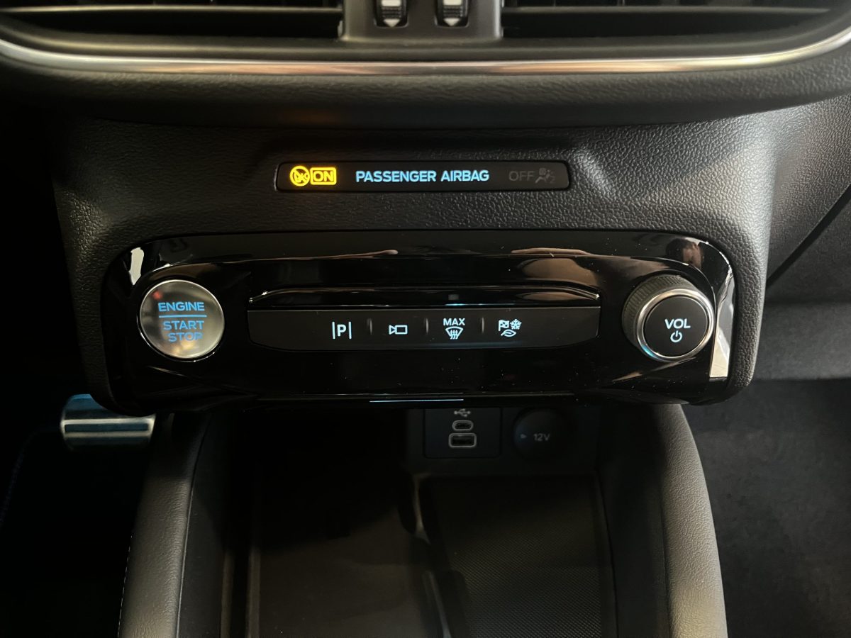 Ford New Kuga Active X FHEV
