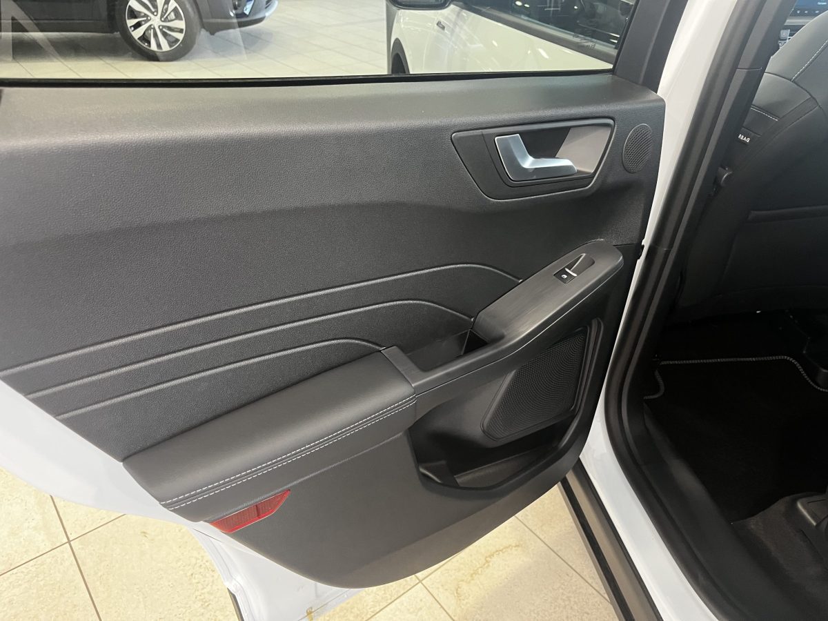 Ford New Kuga Active X FHEV