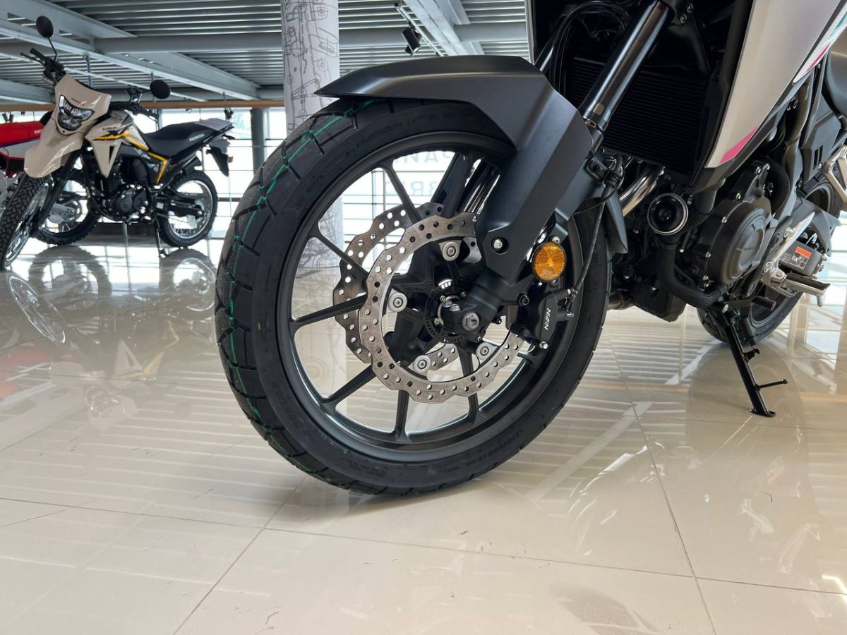 Honda NX500 E-Clutch 2026