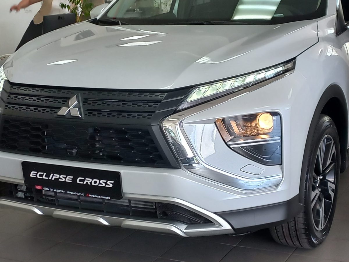 MITSUBISHI Eclipse Cross 1.5 CVT Invite