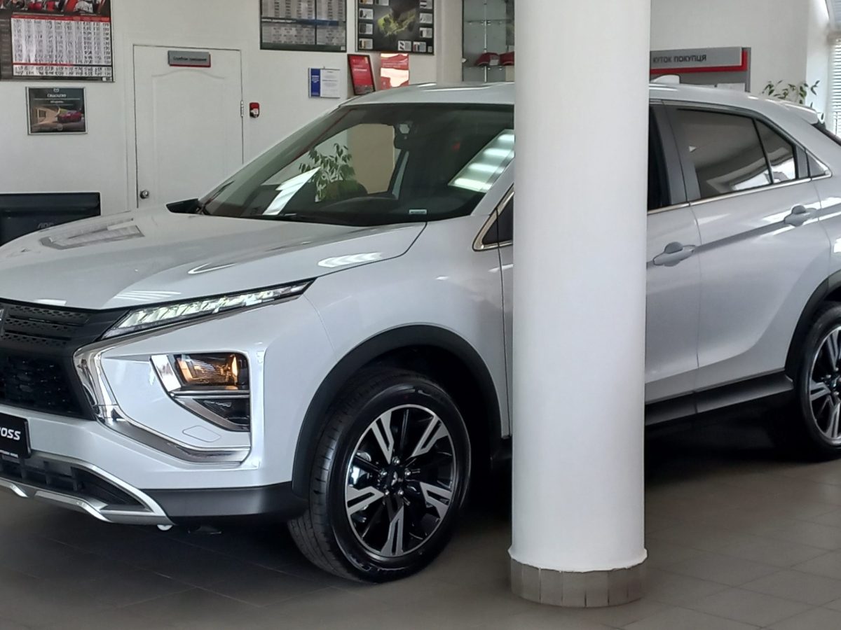 MITSUBISHI Eclipse Cross 1.5 CVT Invite