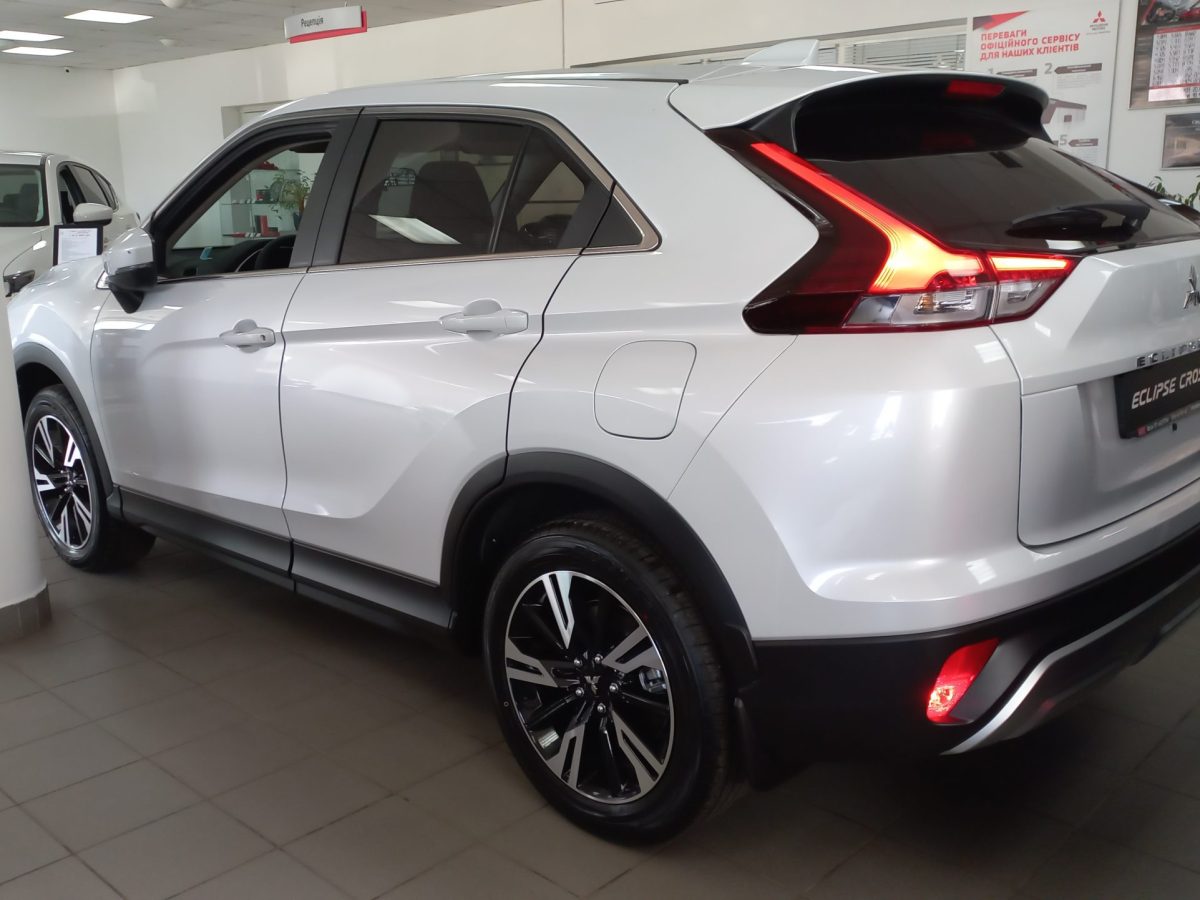 MITSUBISHI Eclipse Cross 1.5 CVT Invite
