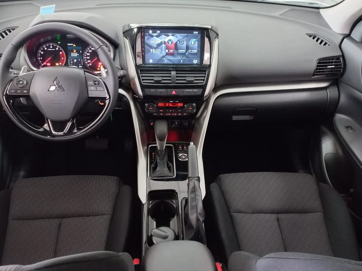 MITSUBISHI Eclipse Cross 1.5 CVT Invite