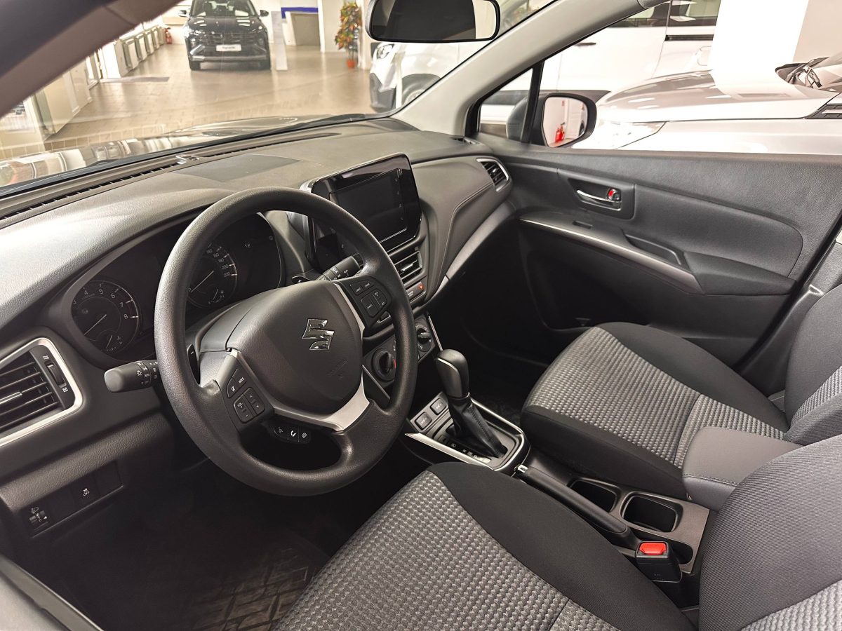 SUZUKI S-Cross 1.4L 2WD GL AT