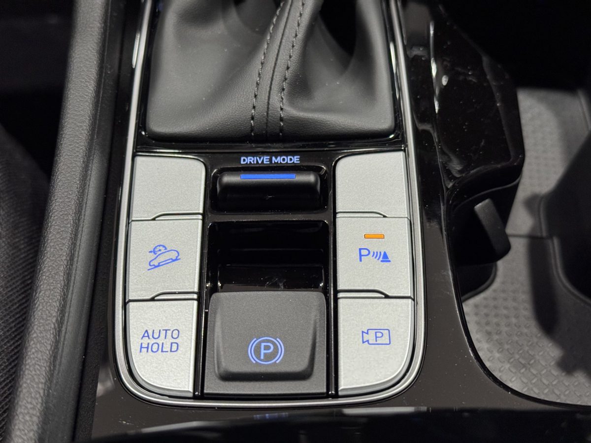 Hyundai Tucson NX4 PE 2.0 Express 2WD 6AT