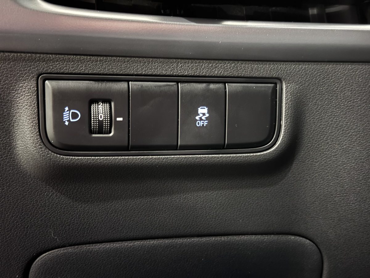 Hyundai Tucson NX4 PE 2.0 Express 2WD 6AT