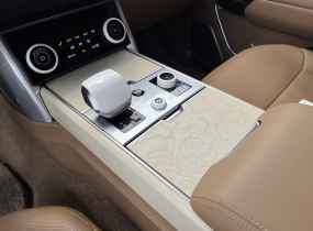 RANGE ROVER