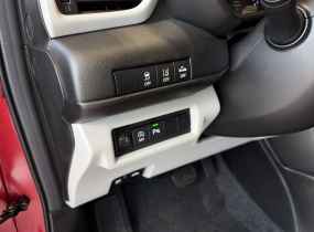 Suzuki SWIFT 1.2L 2WD CVT GLX