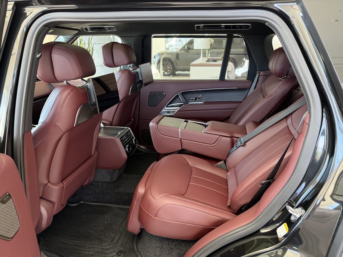RANGE ROVER