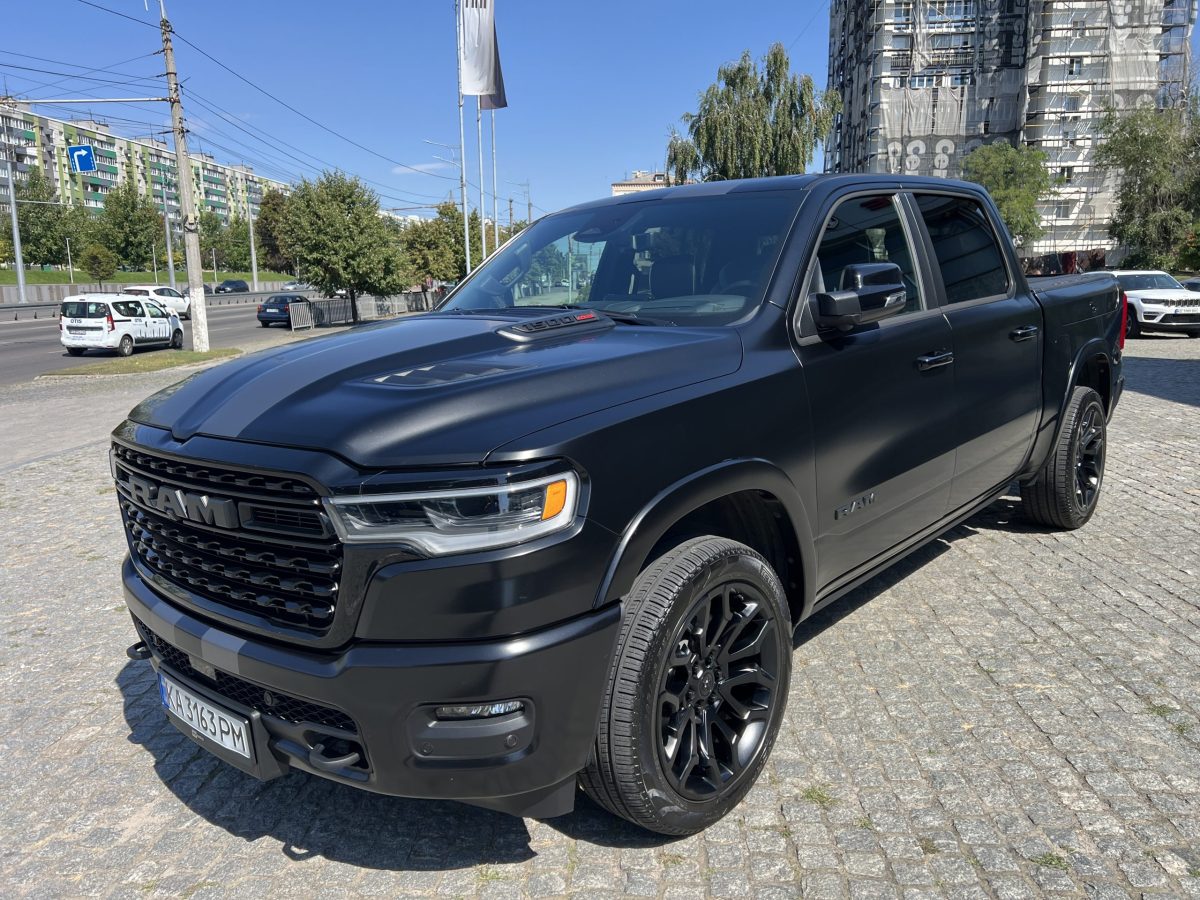 RAM 1500 Limited