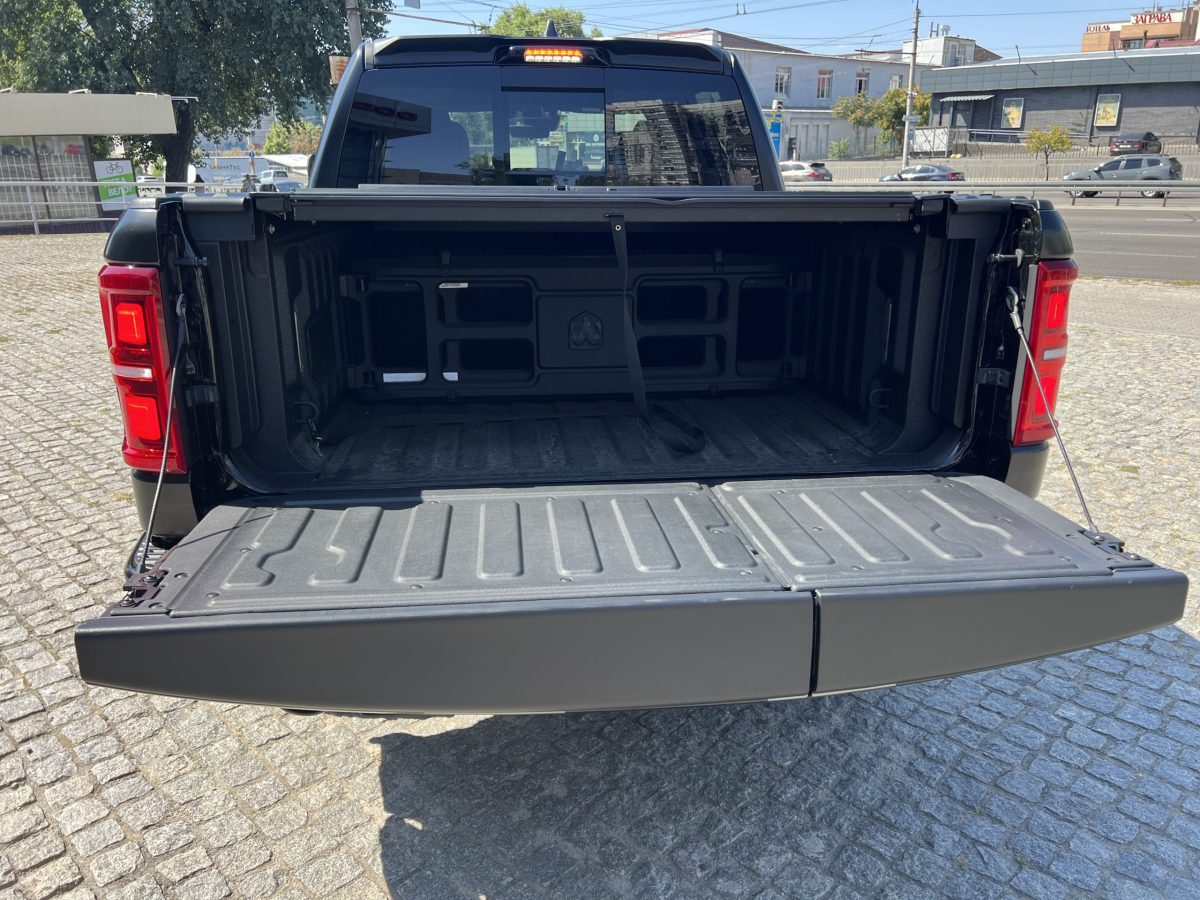 RAM 1500 Limited