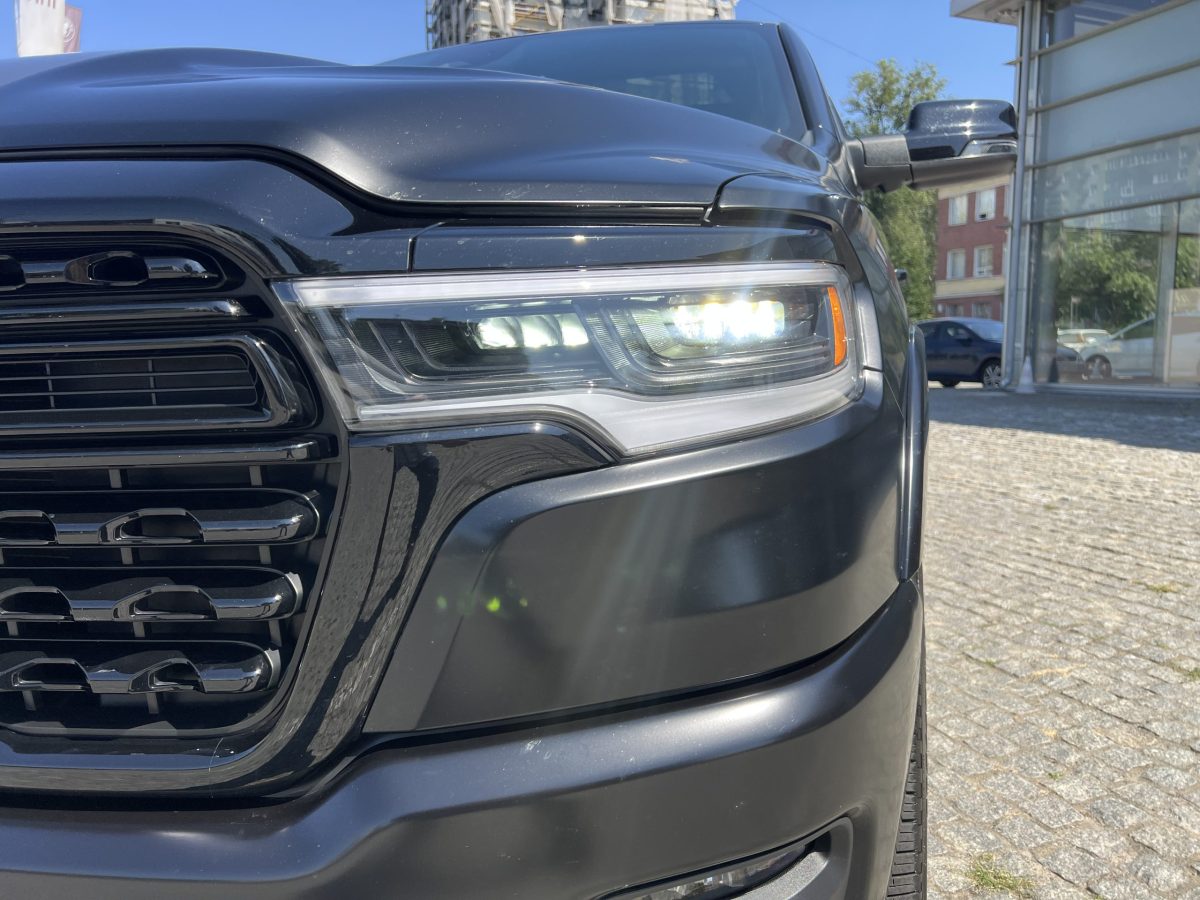 RAM 1500 Limited