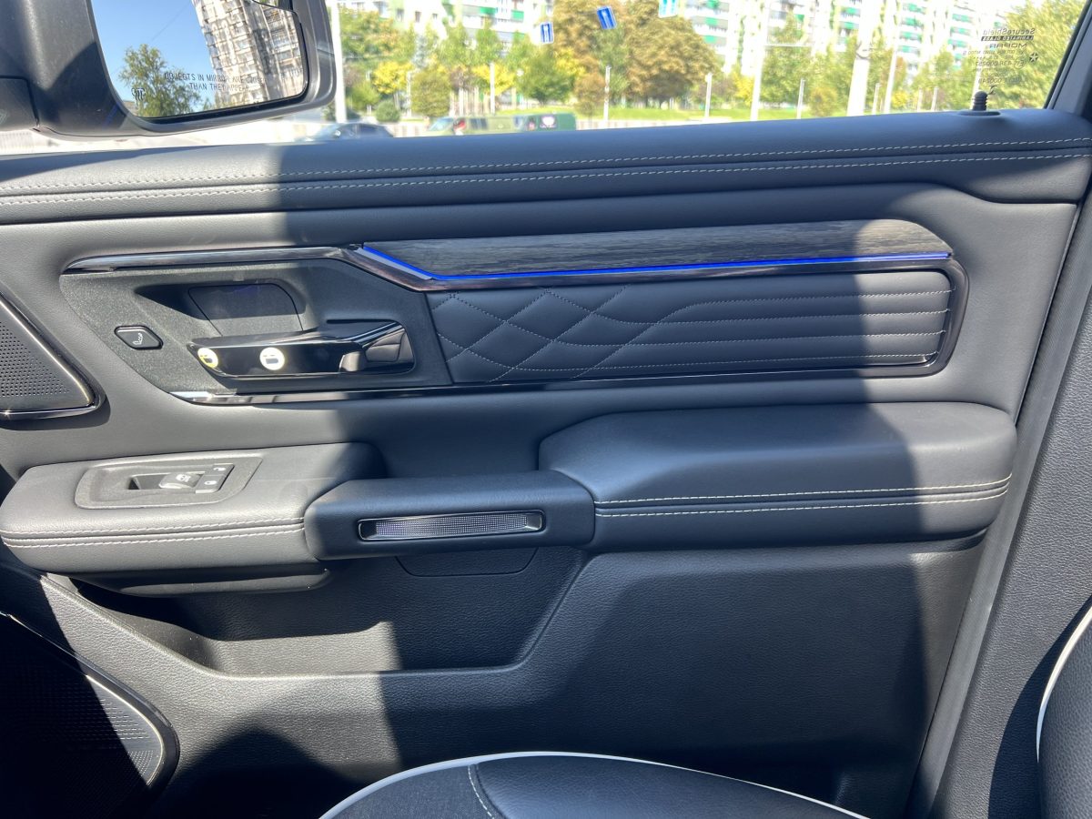 RAM 1500 Limited