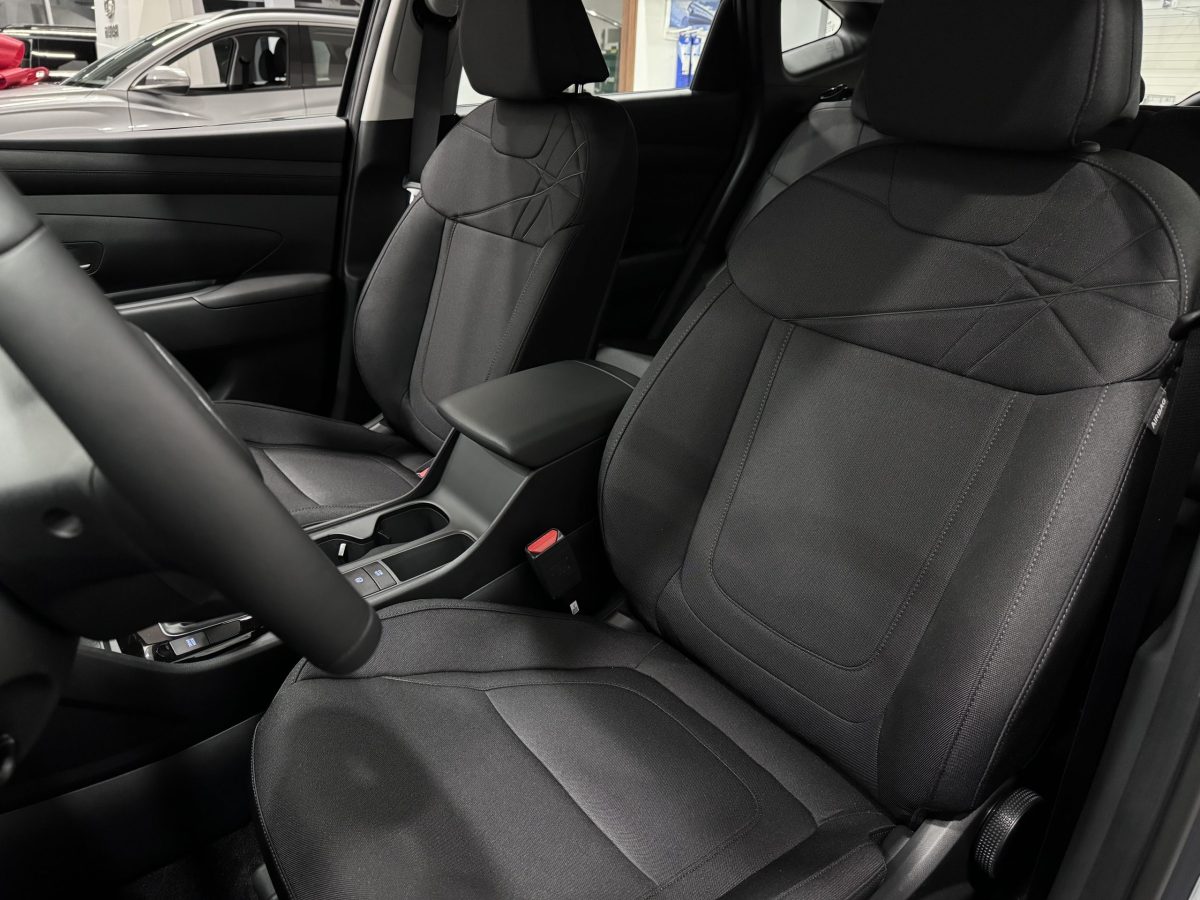 Hyundai Tucson NX4 PE 2.0 Express 2WD