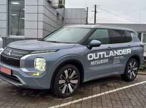 MITSUBISHI Outlander 2.5 CVT Ultimate