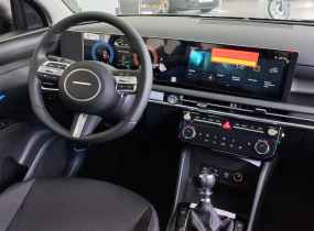 Hyundai Tucson NX4 PE 2.0 Express 2WD