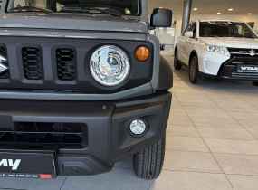 Suzuki Jimny 1.5 MT