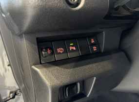 Suzuki Jimny 1.5 MT