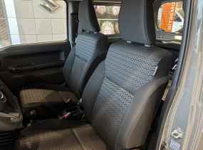 Suzuki Jimny 1.5 MT