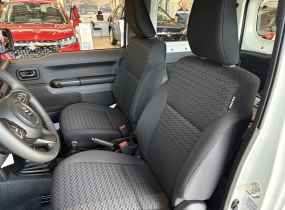 Suzuki Jimny 1.5 MT
