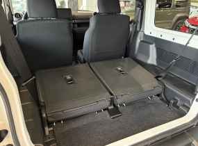 Suzuki Jimny 1.5 MT
