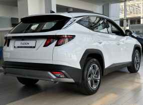 Hyundai Tucson NX4 PE 2.0 Express 2WD 6AT