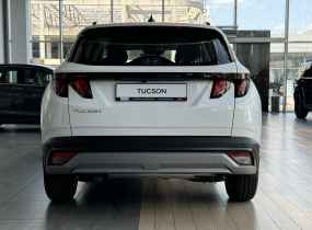 Hyundai Tucson NX4 PE 2.0 Express 2WD 6AT