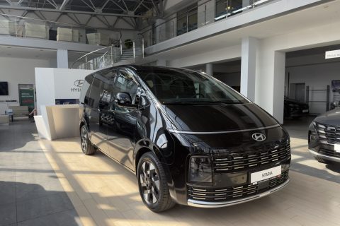 HYUNDAI Staria US4 PE 2.2 CRDi 7-Top 2SR 8AT 4WD