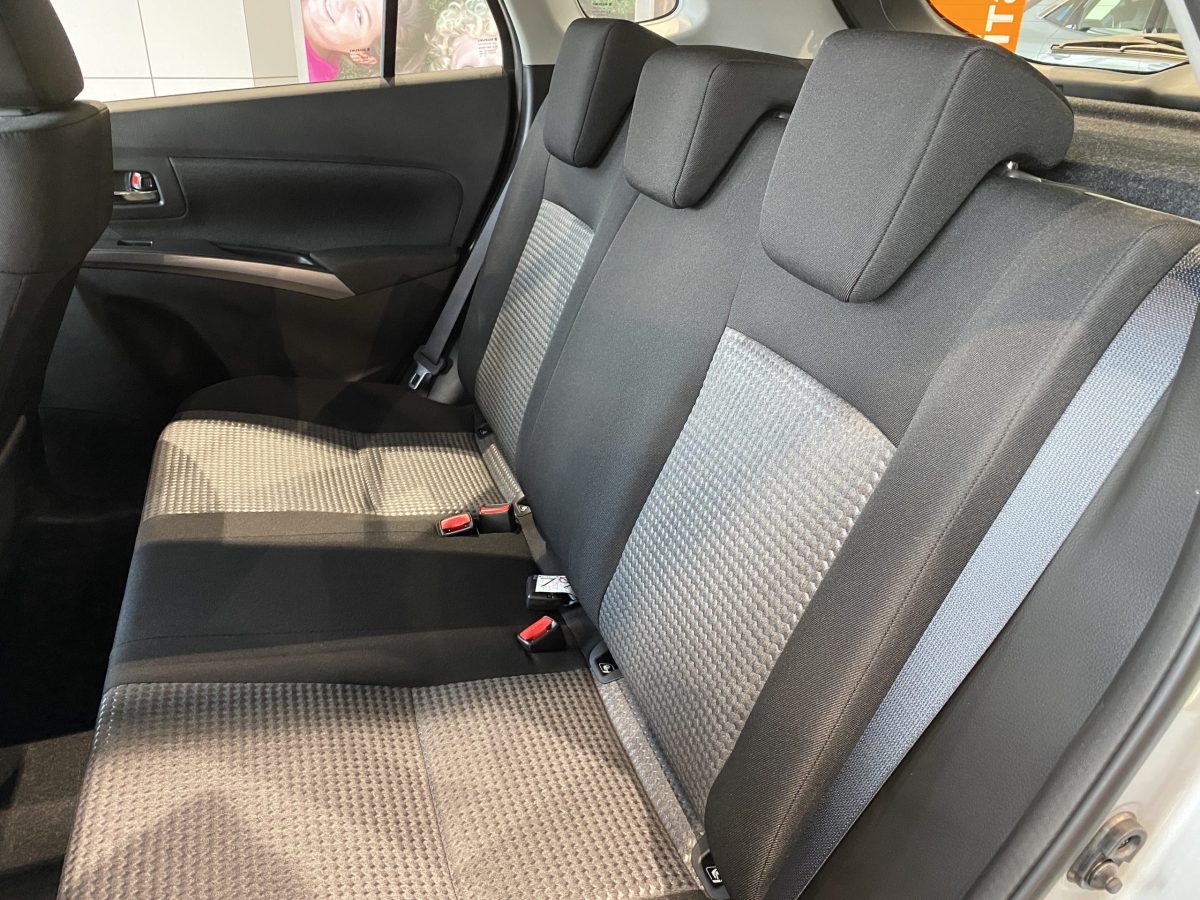 Suzuki S-cross 1.4T 4WD A/T GL
