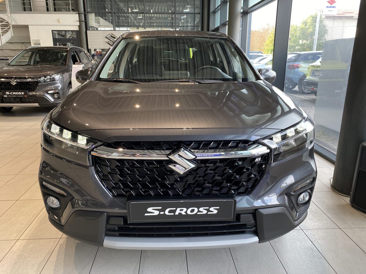 Suzuki S-cross 1.4T 4WD A/T GL