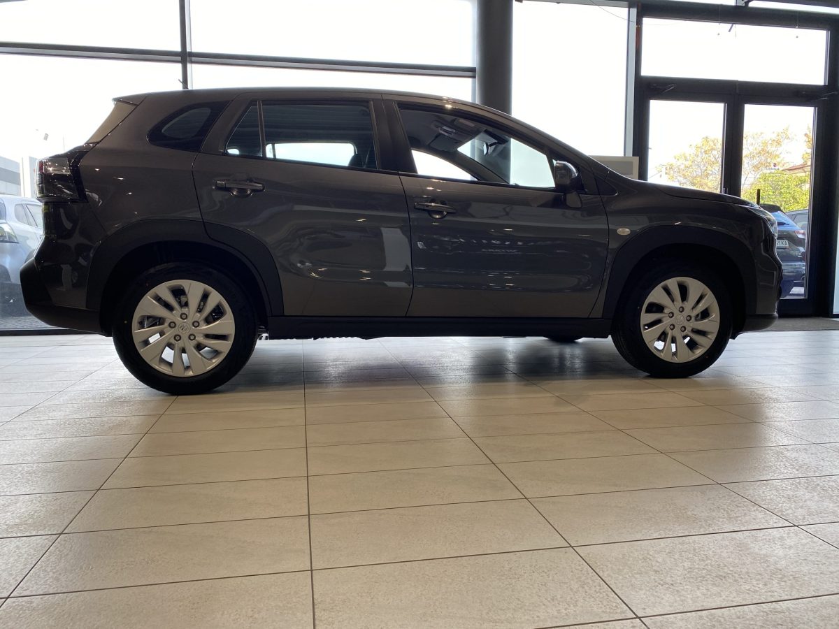 Suzuki S-cross 1.4T 4WD A/T GL