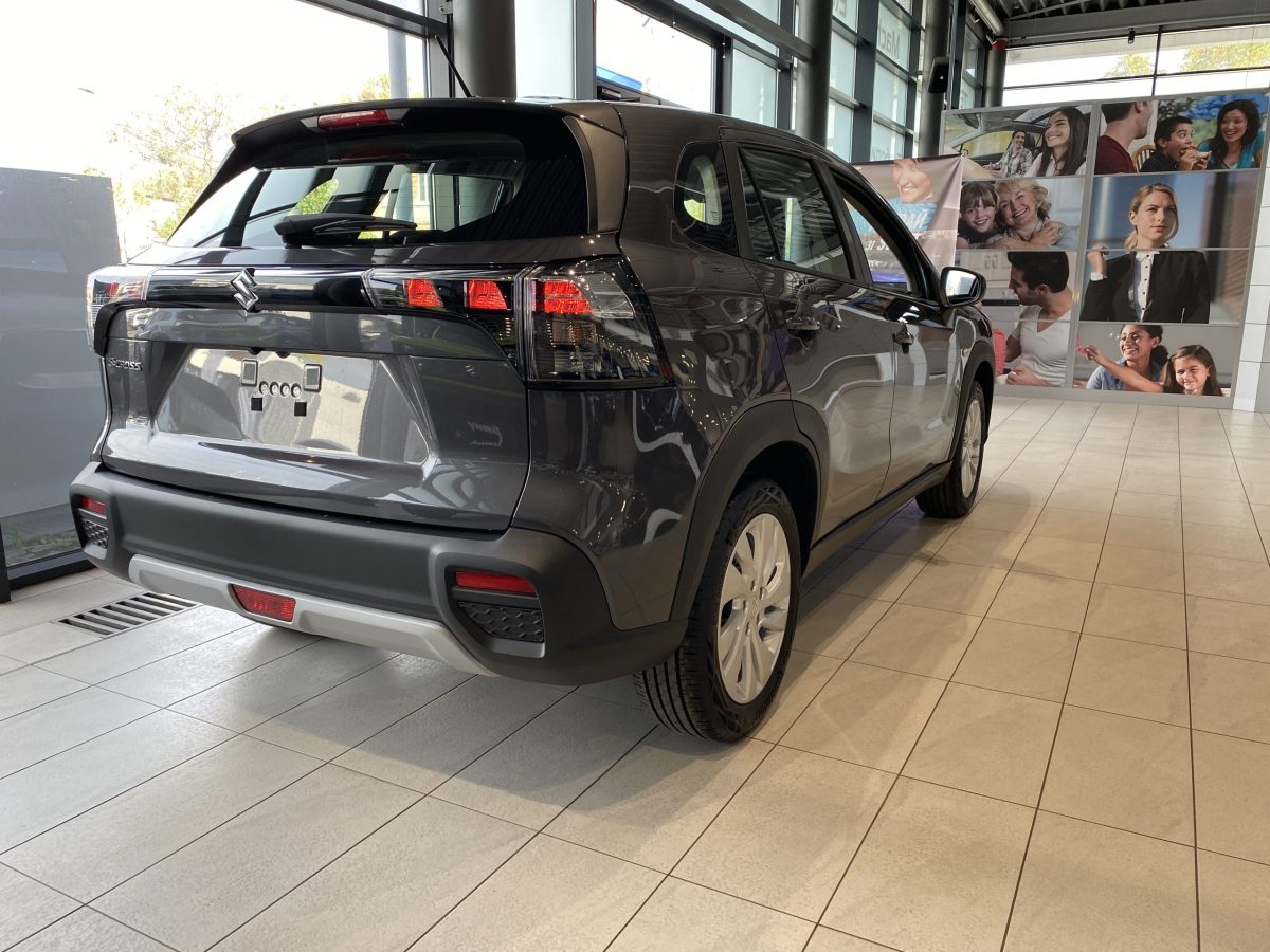 Suzuki S-cross 1.4T 4WD A/T GL
