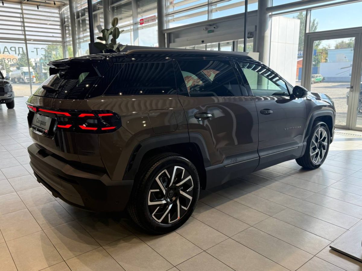 JEEP New Compass 1,2e-Hybrid Summit