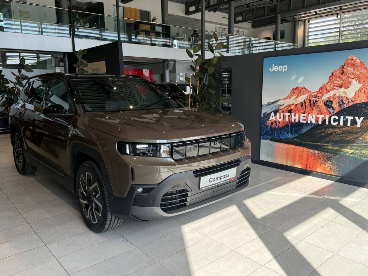 JEEP New Compass 1,2e-Hybrid Summit