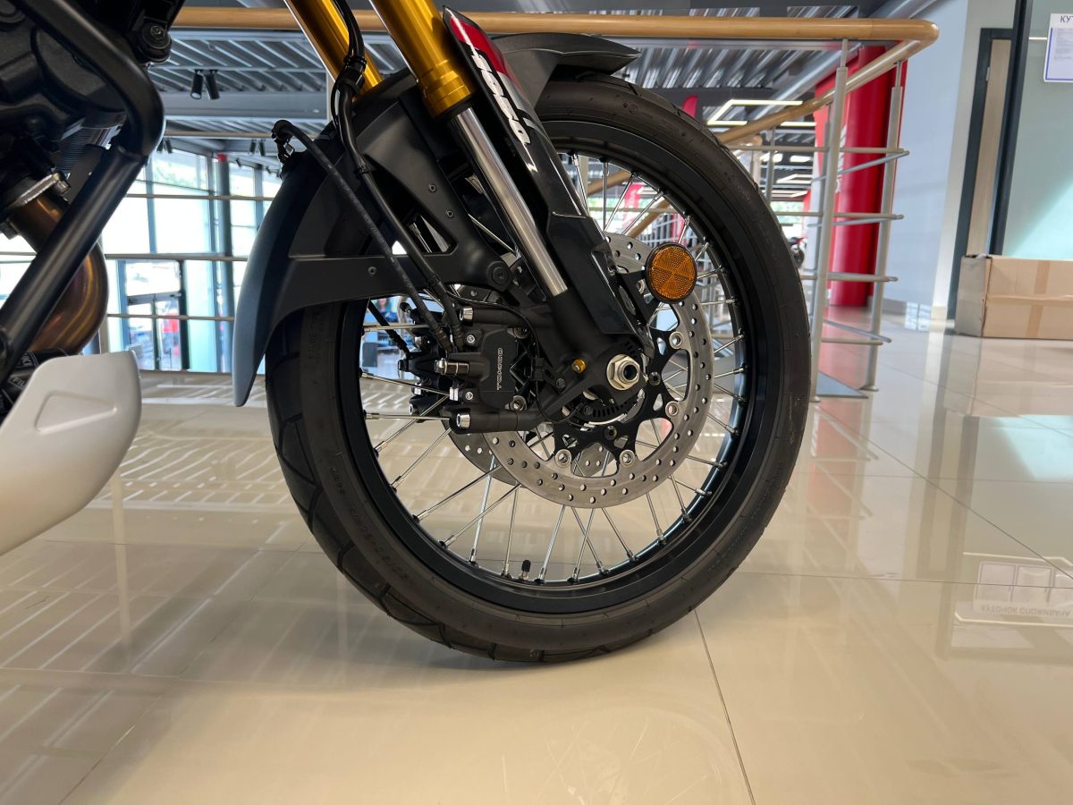 SUZUKI V-STROM 1050 DE
