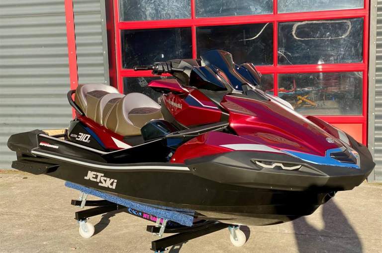 Kawasaki Jet Ski Ultra 310LX Б/У