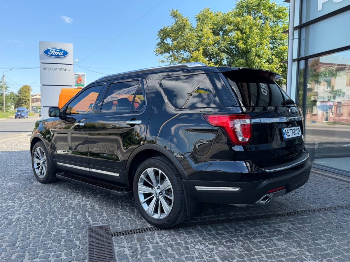 Ford Explorer