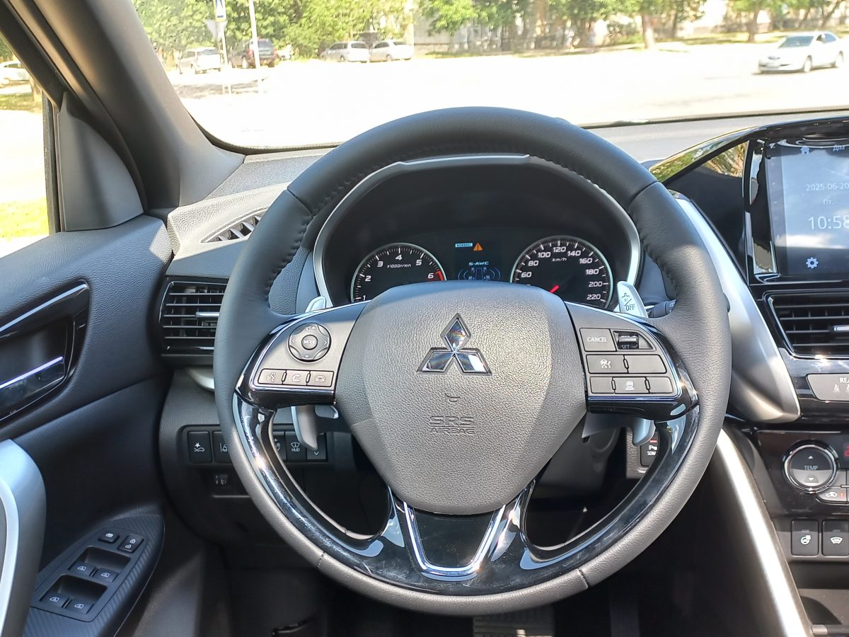 MITSUBISHI Eclipse Cross 1.5 CVT Ultimate